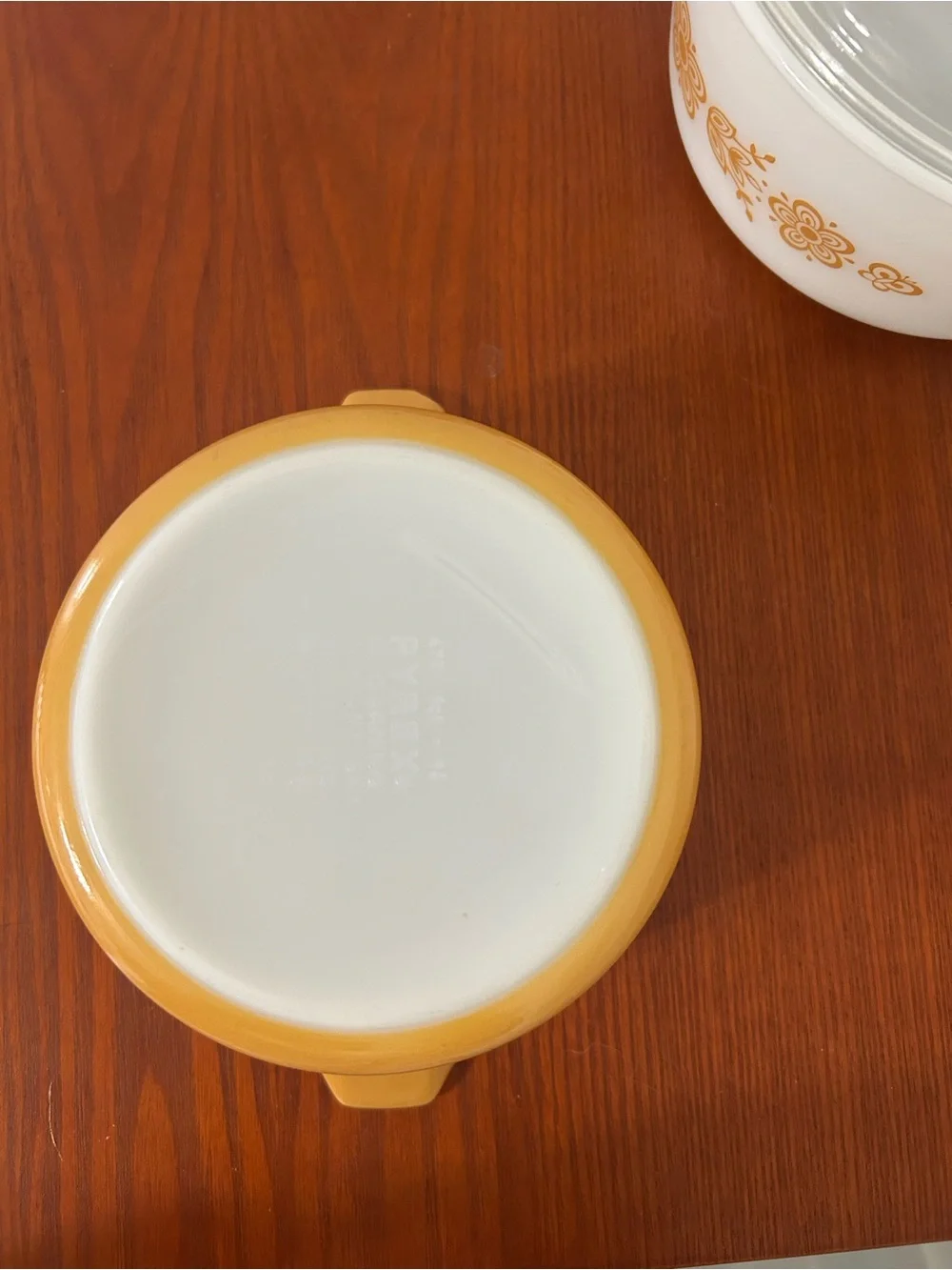 PYREX Butterfly Gold Casserole Set of 4 w/ 1 lid 473 474-B 475-B